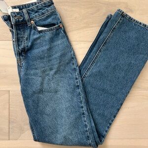 H&M 90s Straight high waist jeans- new with tags